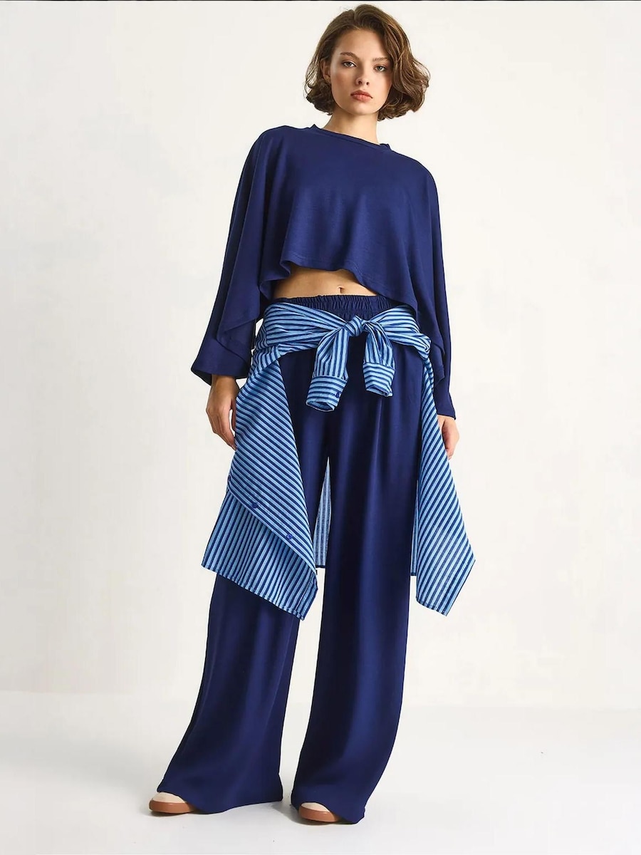 Брючный костюм Bianco Lucci, Cobalt Blue
Брючный костюм Bianco Lucci, Cobalt Blue