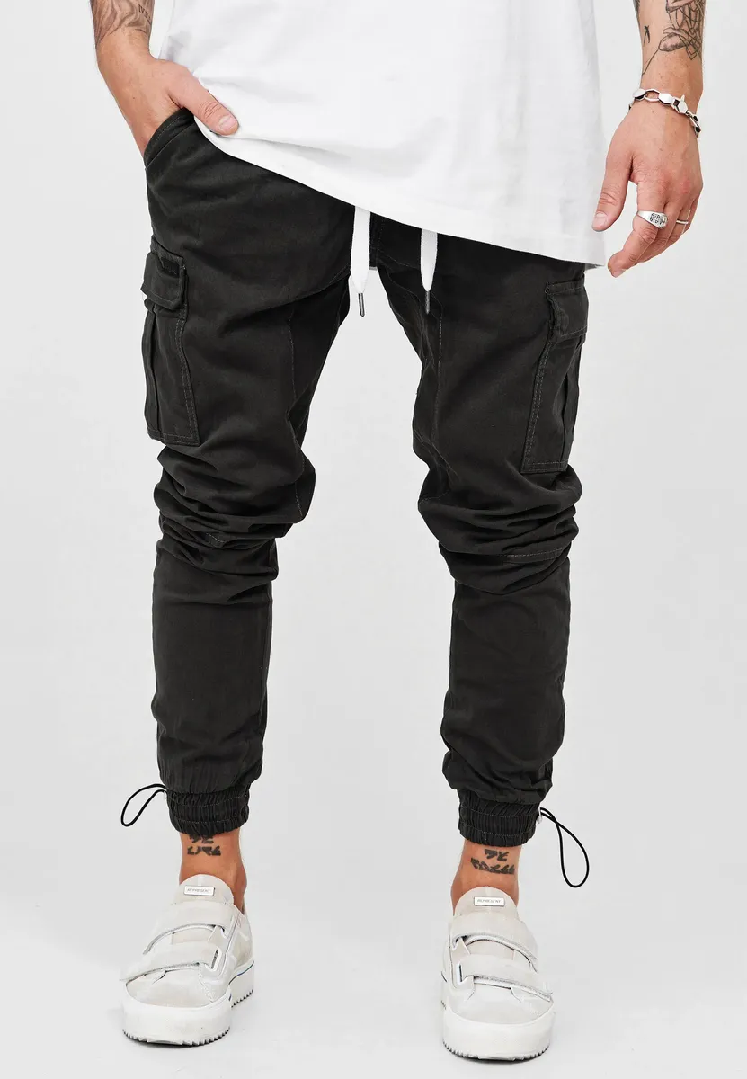 Брюки карго behype "ЙОНА" с эластичным поясом, серый
Брюки карго behype "ЙОНА" с эластичным поясом, серый