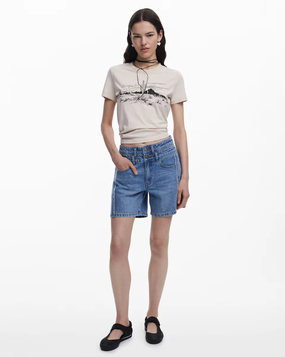 Женские бермуды в ковбойском стиле с контрастными швами Desigual, синий
Женские бермуды в ковбойском стиле с контрастными швами Desigual, синий