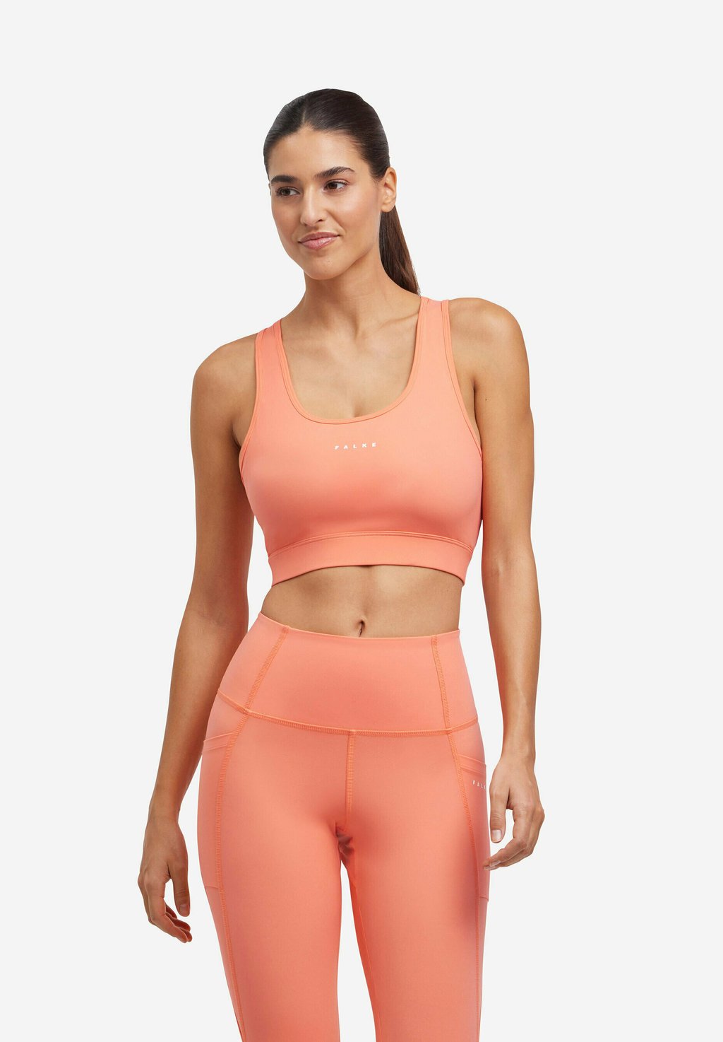 Спортивный бюстгальтер средней поддержки FALKE, красный
Спортивный бюстгальтер средней поддержки FALKE, красный