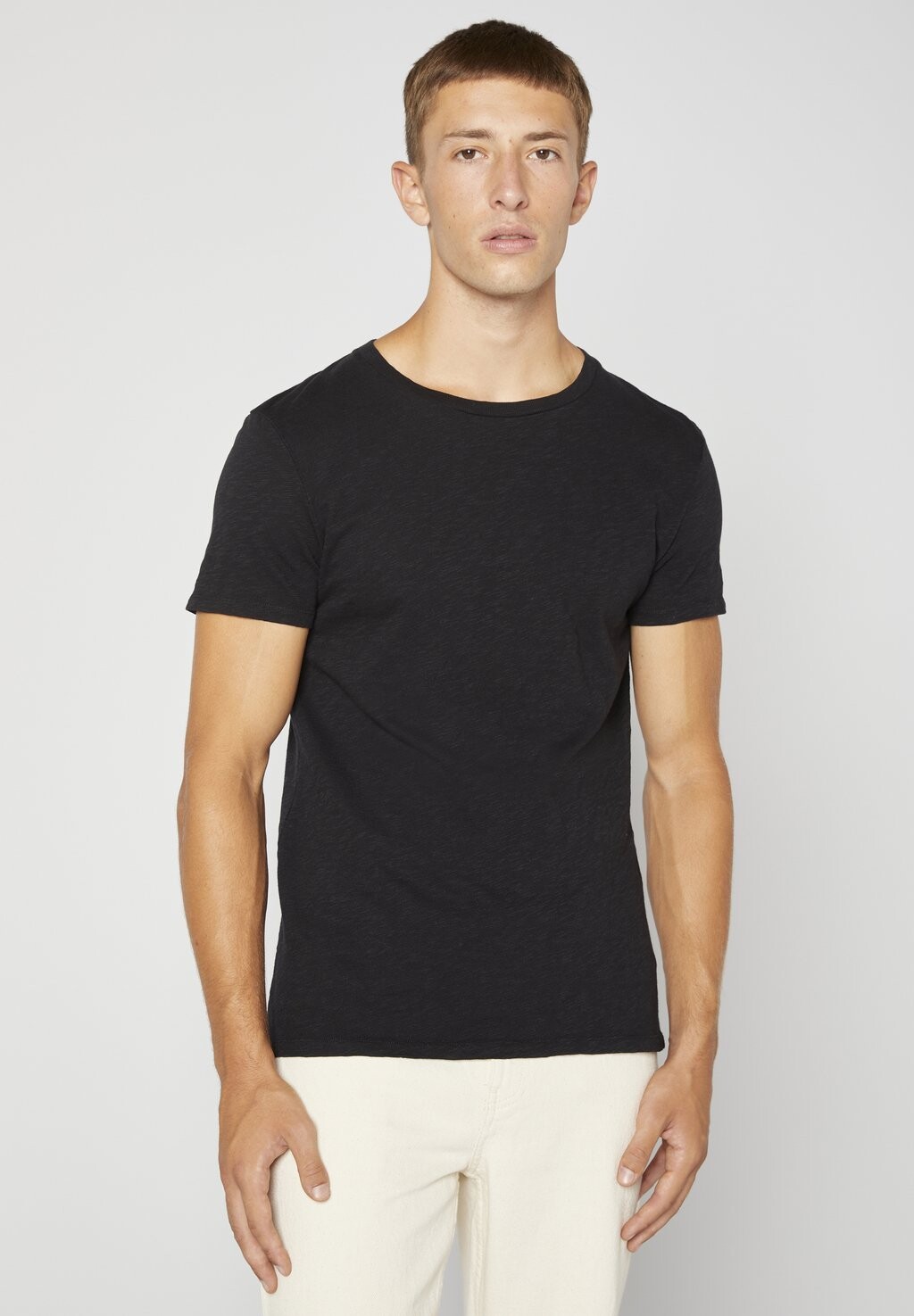 Футболка базовая BYSAPICK American Vintage, цвет noir
Футболка базовая BYSAPICK American Vintage, цвет noir