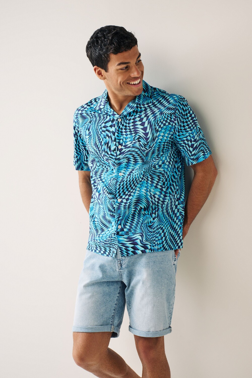 Рубашка с короткими рукавами принтом и кубинским воротником Next, синий
Рубашка с короткими рукавами принтом и кубинским воротником Next, синий