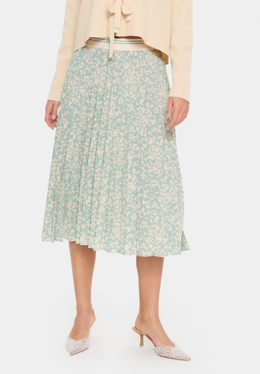 Юбка Saint Tropez LINDYSZ, Blue Surf Blooming/Green
Юбка Saint Tropez LINDYSZ, Blue Surf Blooming/Green