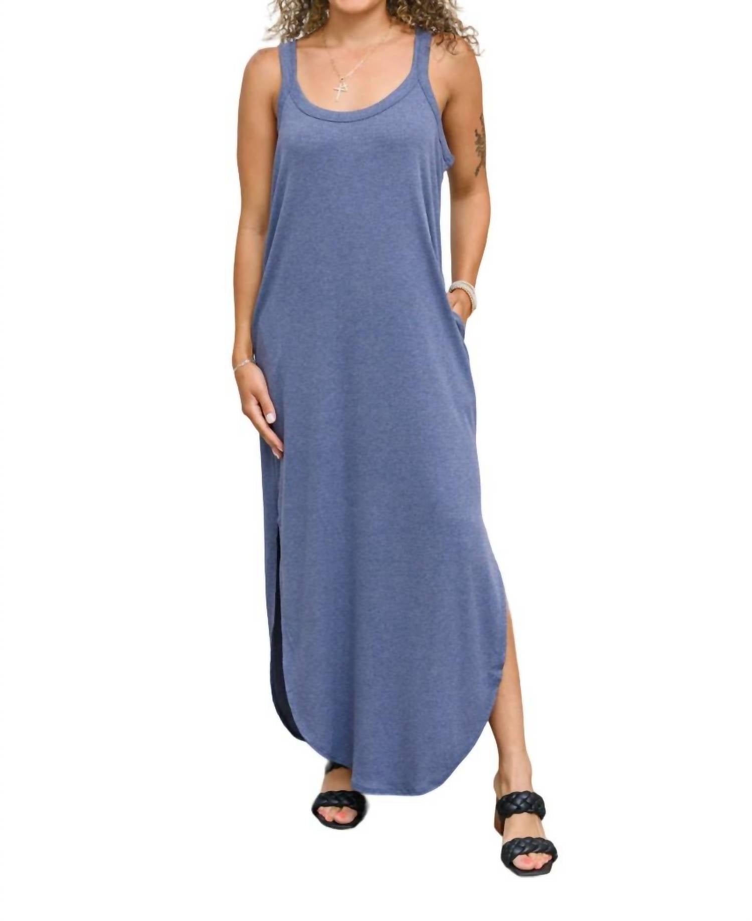 Платье в рубчик Knowing You синего цвета Sew In Love
Платье в рубчик Knowing You синего цвета Sew In Love