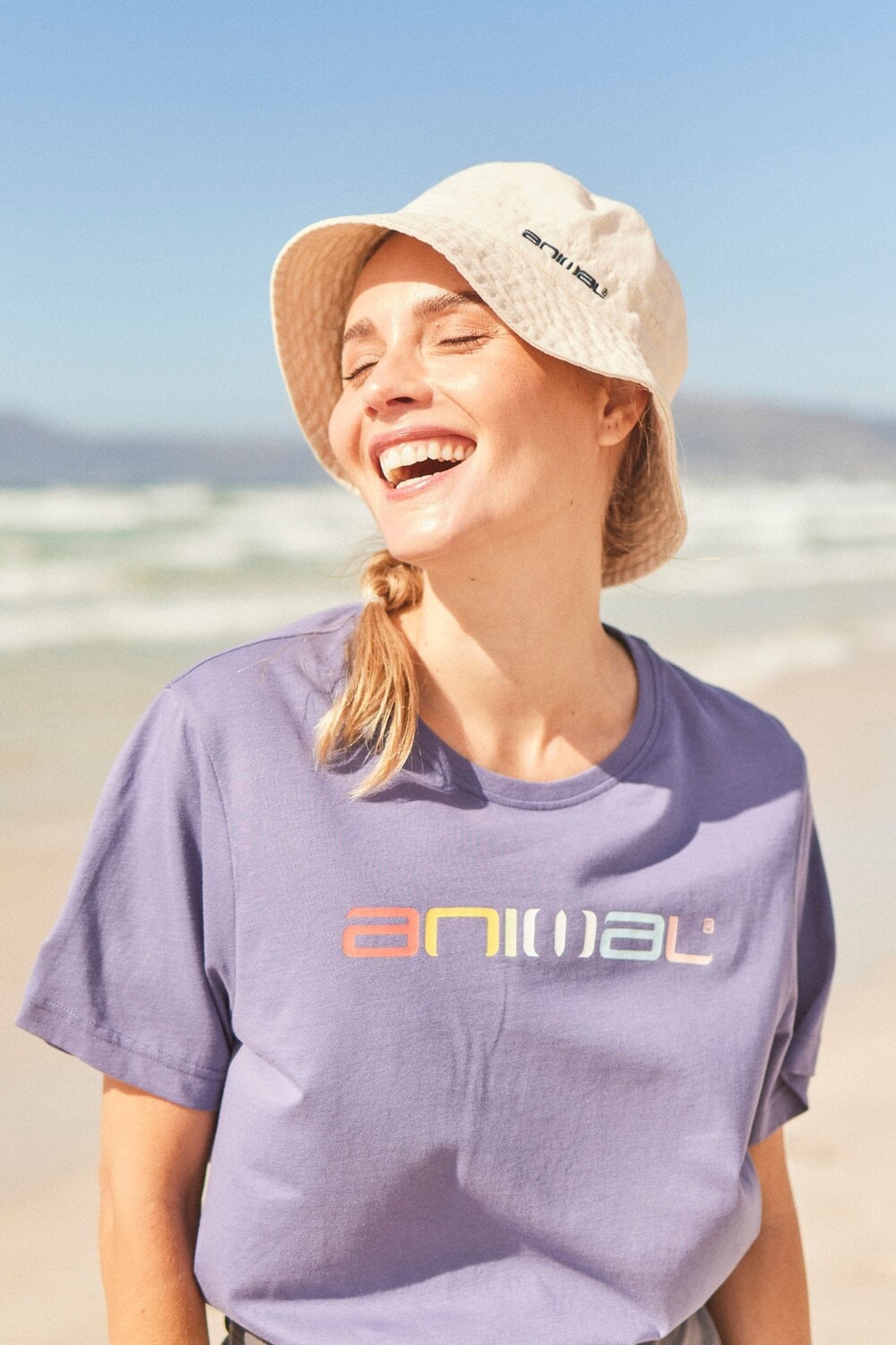 Кремовая женская шляпа-ведро в стиле инди из натурального хлопка Animal, бежевый
Кремовая женская шляпа-ведро в стиле инди из натурального хлопка Animal, бежевый