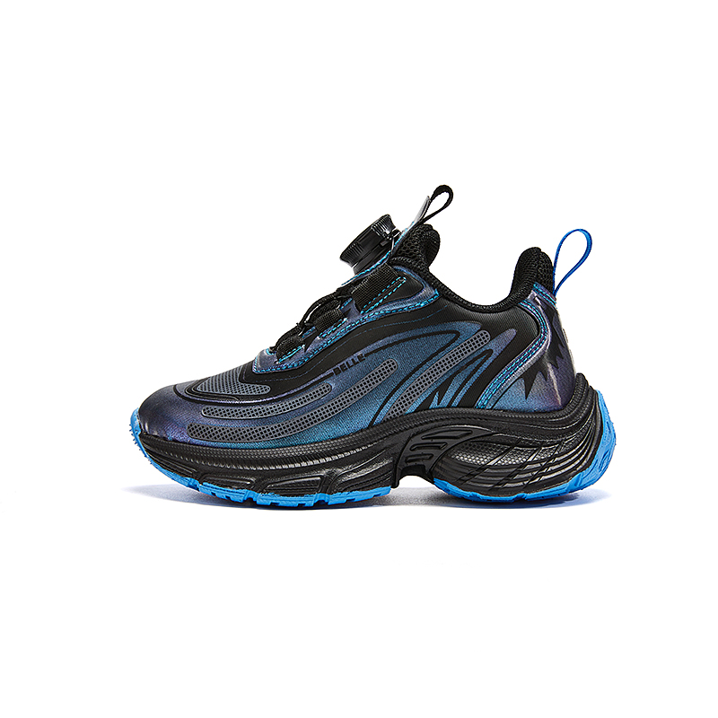 Баскетбольные кроссовки детские с низким дышащим верхом BELLE, черный
Баскетбольные кроссовки детские с низким дышащим верхом BELLE, черный