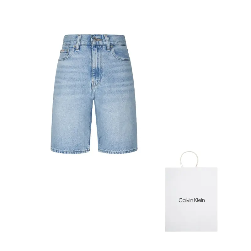 Джинсовые шорты унисекс Calvin Klein, светло-голубой
Джинсовые шорты унисекс Calvin Klein, светло-голубой