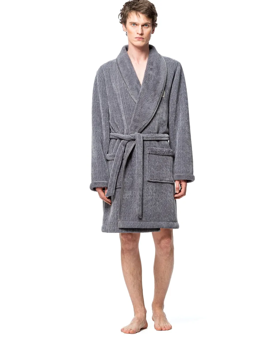 Мужской халат с узором «смокинг» SOY, серый
Мужской халат с узором «смокинг» SOY, серый