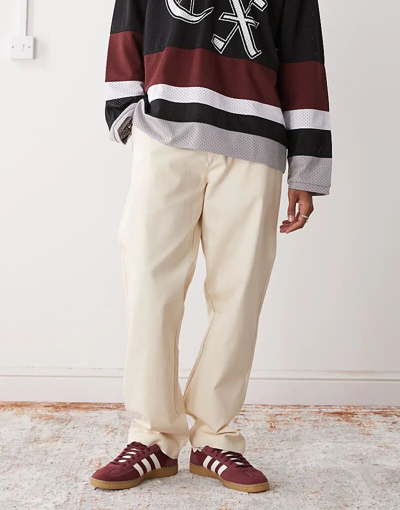 Брюки-чиносы New Era цвета экрю
Брюки-чиносы New Era цвета экрю