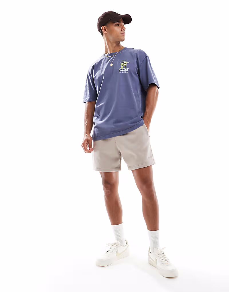 Спортивные шорты Hollister средней длины с логотипом в серо-коричневом цвете
Спортивные шорты Hollister средней длины с логотипом в серо-коричневом цвете