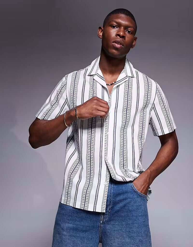 Рубашка ASOS DESIGN Regular Revere в синюю полоску
Рубашка ASOS DESIGN Regular Revere в синюю полоску