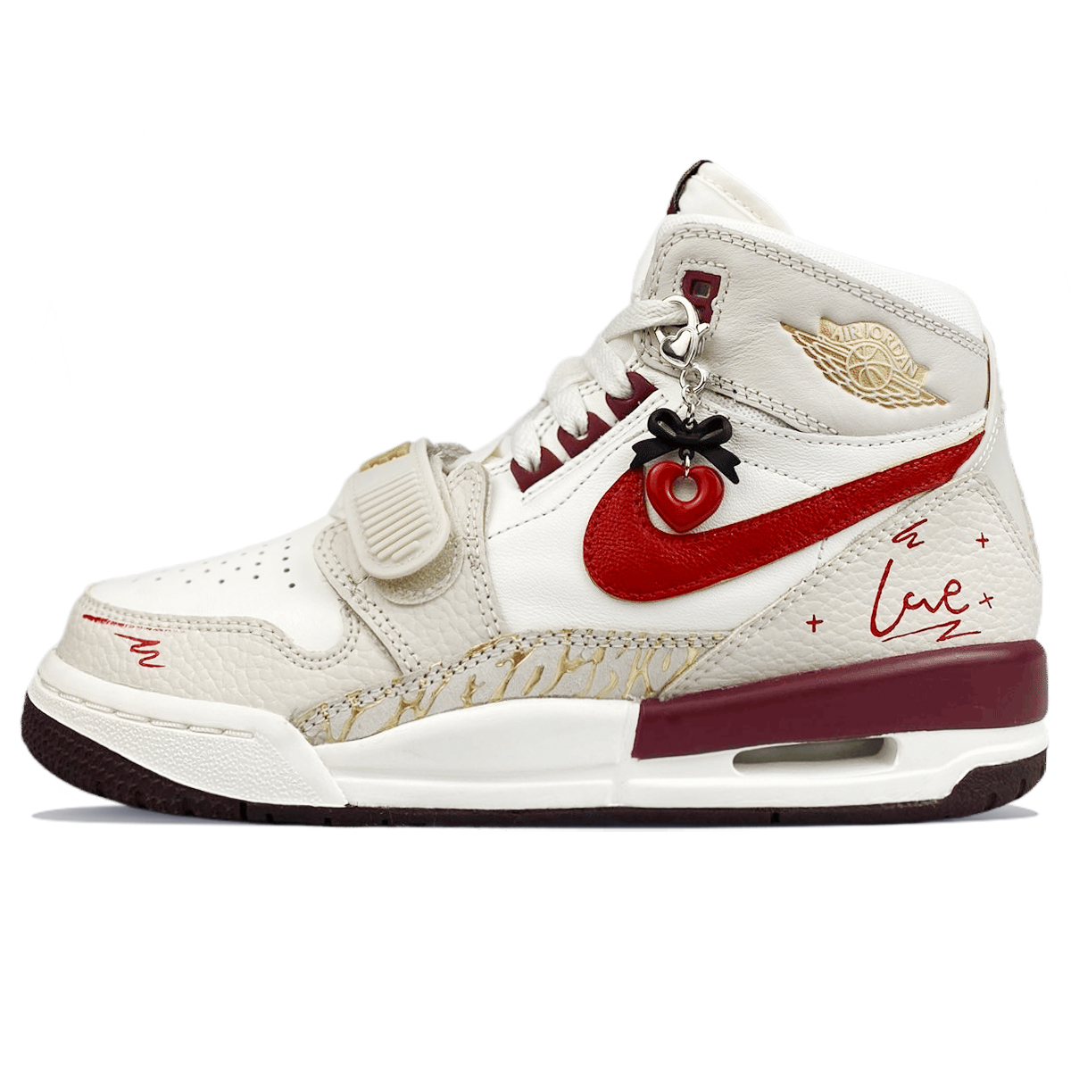 Jordan Легаси 312 CNY 'Ограниченная серия Года Змеи' противоскользящие износостойкие баскетбольные кроссовки унисекс бежево-красные экрю, цвет Ecru 
Jordan Легаси 312 CNY 'Ограниченная серия Года Змеи' противоскользящие износостойкие баскетбольные кроссовки унисекс бежево-красные экрю, цвет Ecru