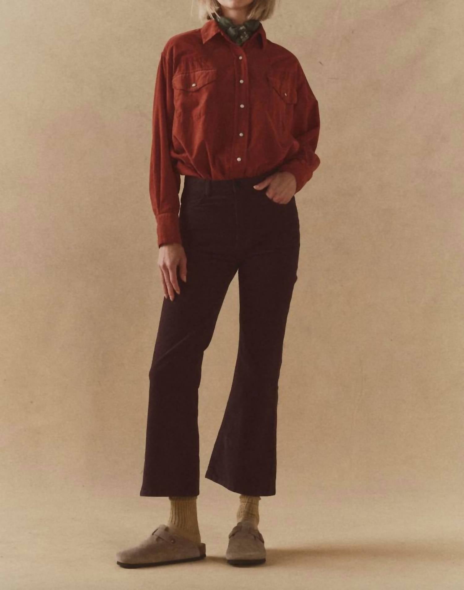 Брюки Kick Boot в сланцевом цвете THE GREAT, цвет slate
Брюки Kick Boot в сланцевом цвете THE GREAT, цвет slate