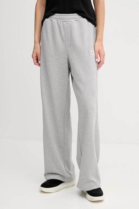 Спортивные брюки Calvin Klein Jeans, серый
Спортивные брюки Calvin Klein Jeans, серый
