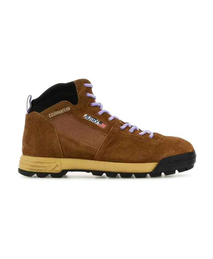 Стильные коричневые замшевые кроссовки Autry, коричневый
Стильные коричневые замшевые кроссовки Autry, коричневый