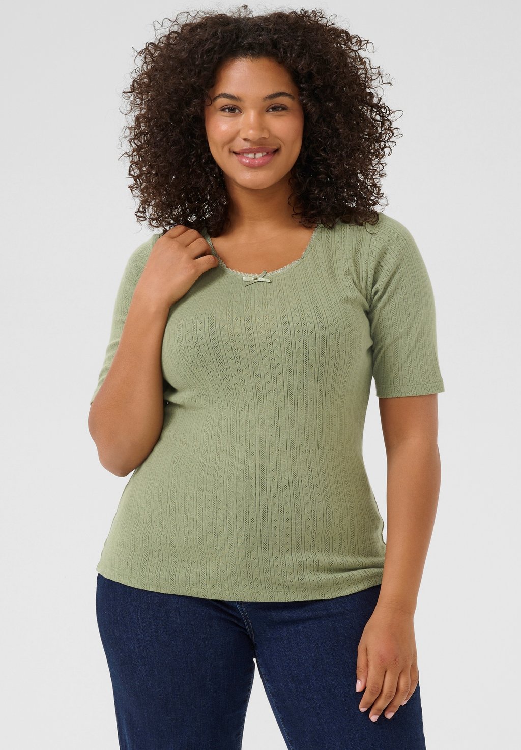 Базовая футболка VIANNA Kaffe Curve, зеленый
Базовая футболка VIANNA Kaffe Curve, зеленый