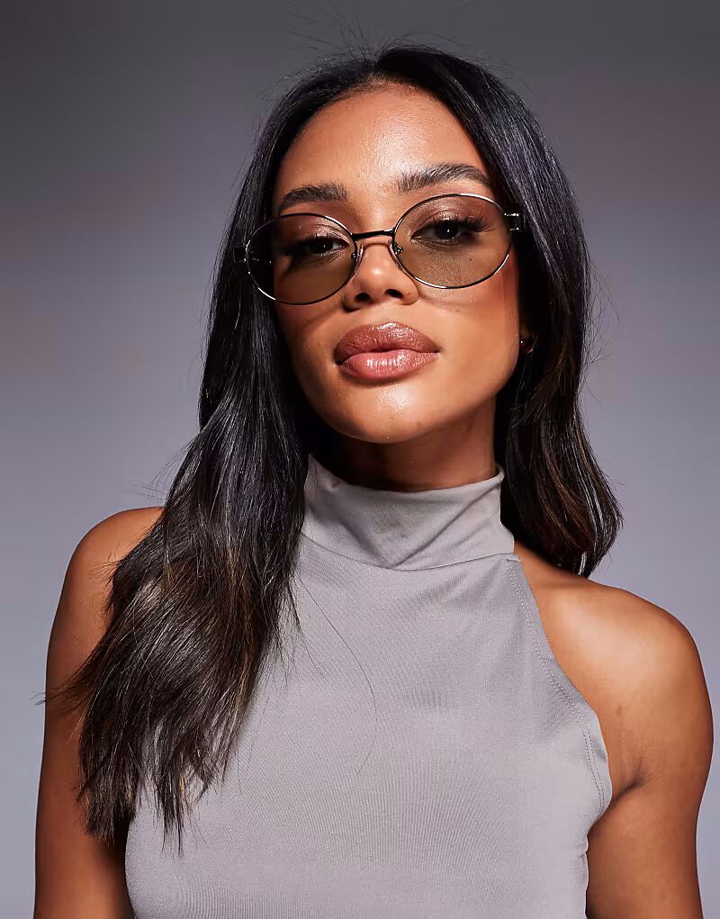 Солнцезащитные очки Quay Anyways slim round metal серебристого цвета с бледно-зелеными линзами Quay Australia
Солнцезащитные очки Quay Anyways slim round metal серебристого цвета с бледно-зелеными линзами Quay Australia