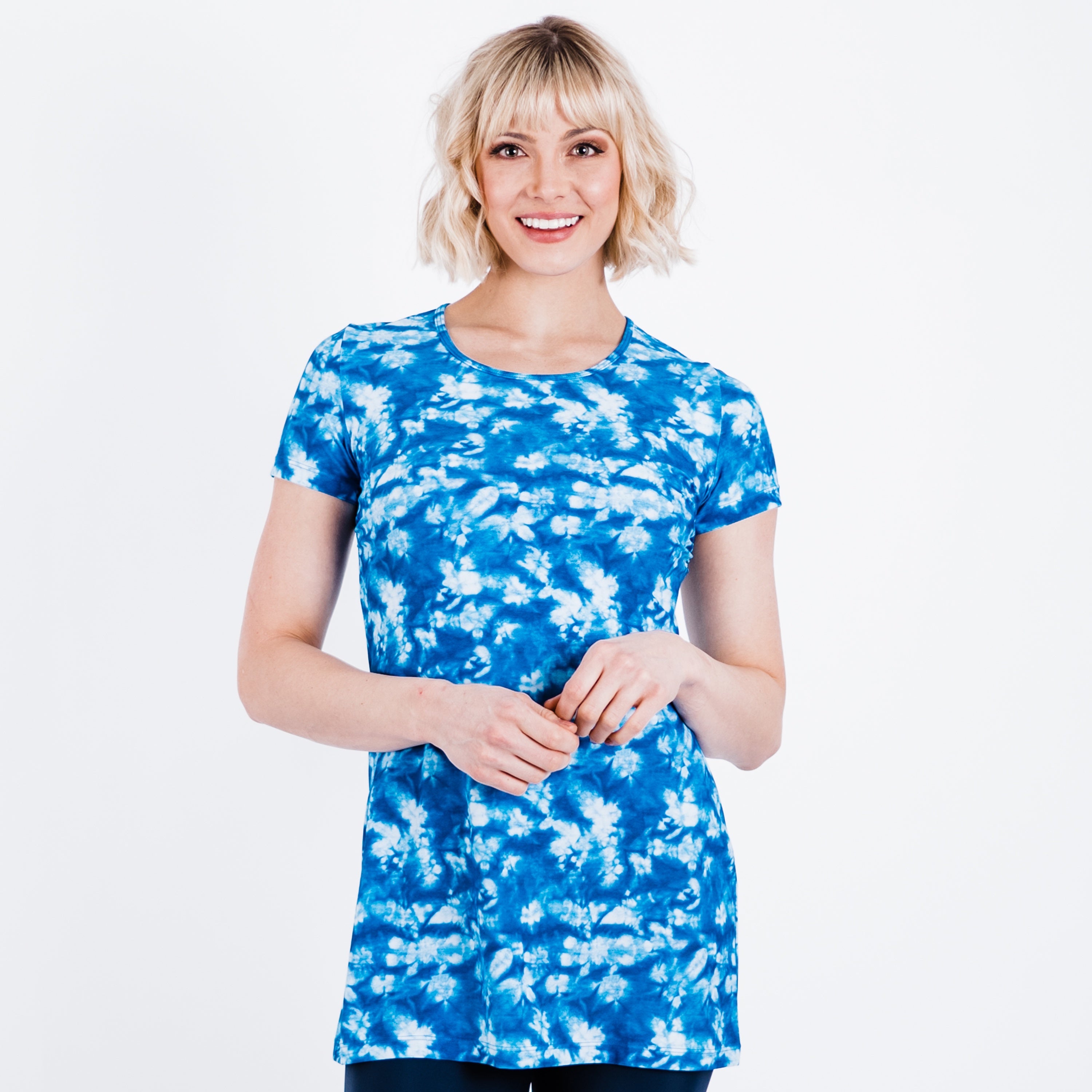 Женская удлиненная туника для плавания Anna Calypsa, цвет blue tie dye
Женская удлиненная туника для плавания Anna Calypsa, цвет blue tie dye