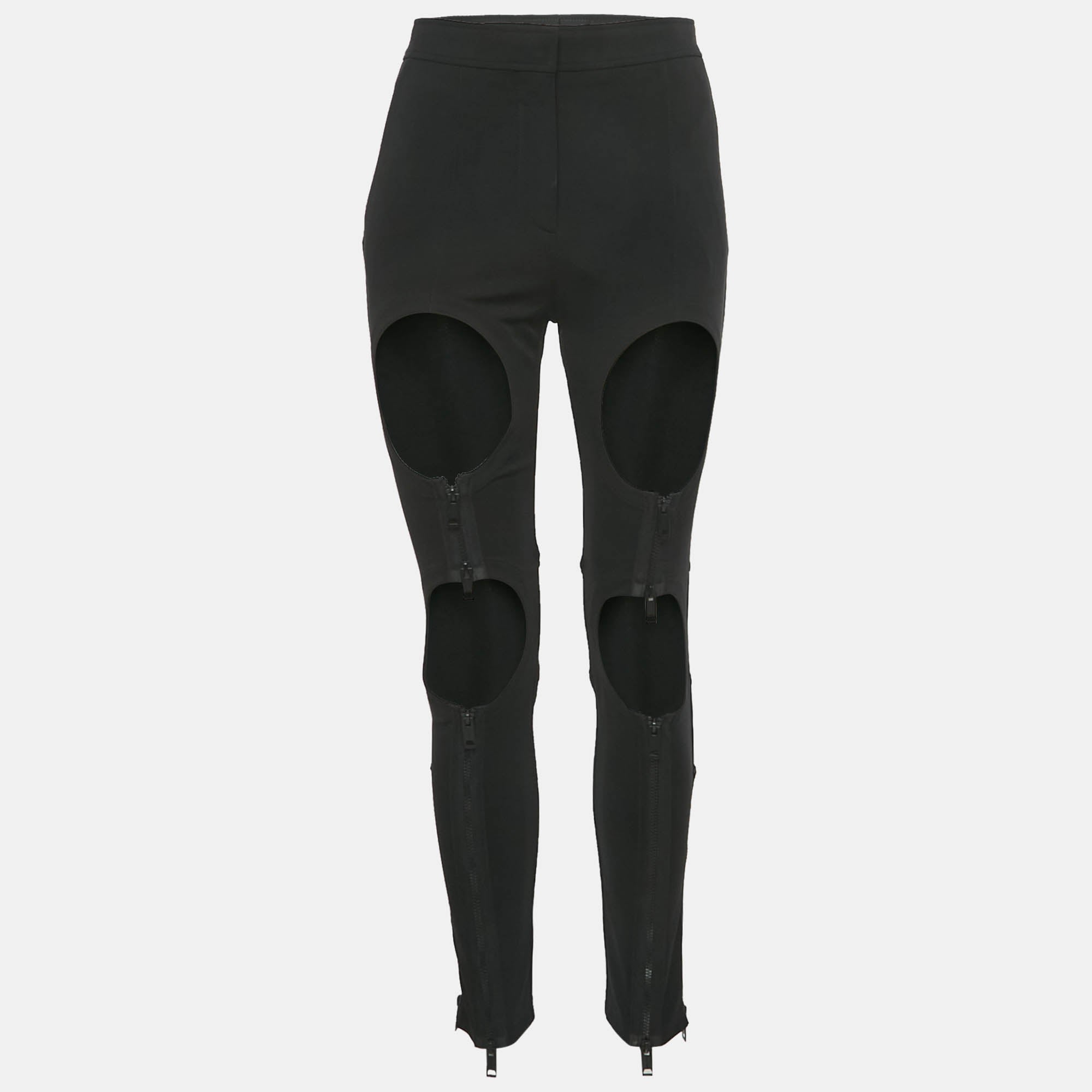 Черные брюки Burberry из крепа с вырезами и застежкой-молнией
Черные брюки Burberry из крепа с вырезами и застежкой-молнией