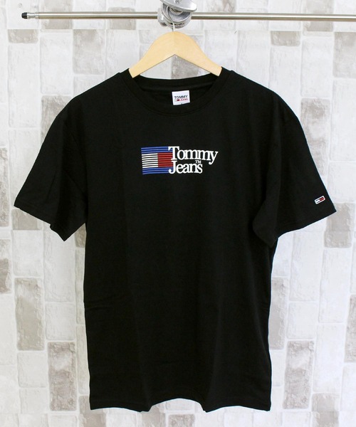 Футболка с логотипом на груди Tommy Hilfiger, черная
Футболка с логотипом на груди Tommy Hilfiger, черная