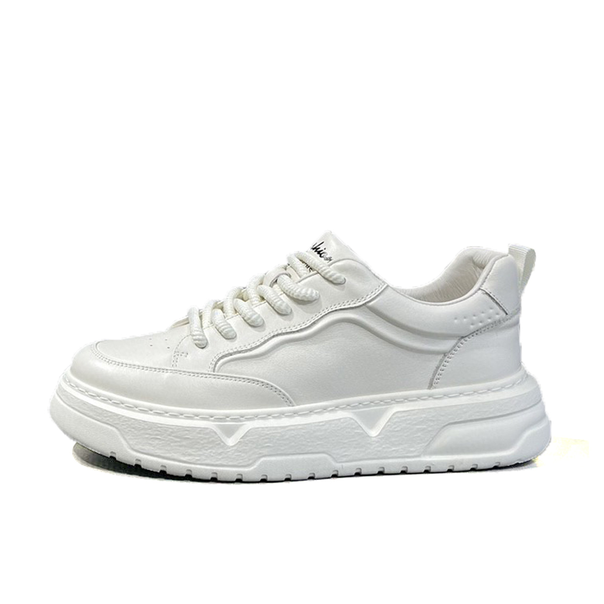 Низкие повседневные туфли MILLIE'S для мужчин Millies, White
Низкие повседневные туфли MILLIE'S для мужчин Millies, White