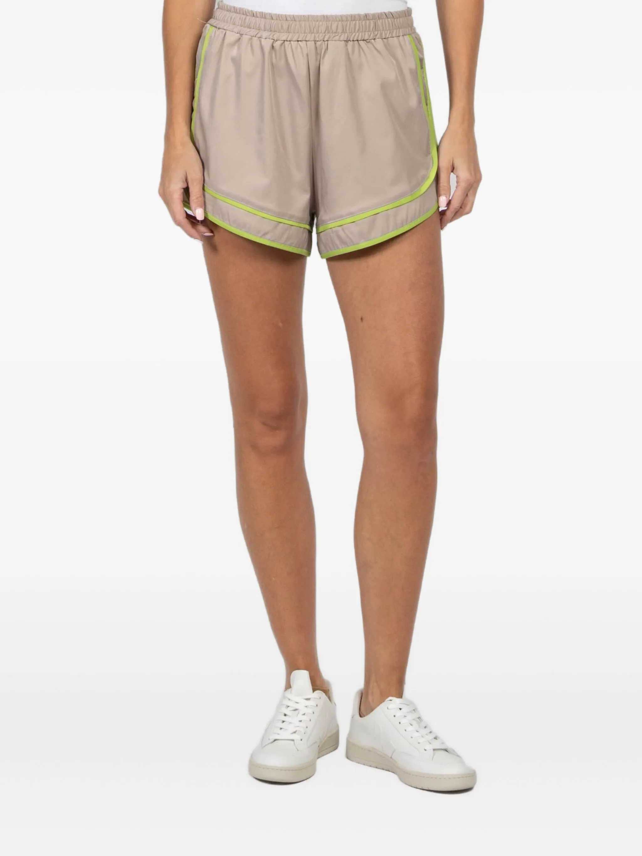 Шорты с контрастным кантом Freedér, коричневый
Шорты с контрастным кантом Freedér, коричневый