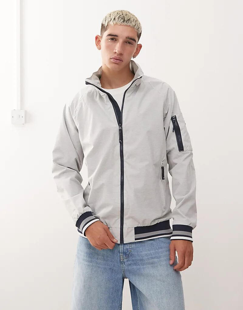 Водонепроницаемая куртка Regatta Shorebay III серебристого цвета
Водонепроницаемая куртка Regatta Shorebay III серебристого цвета