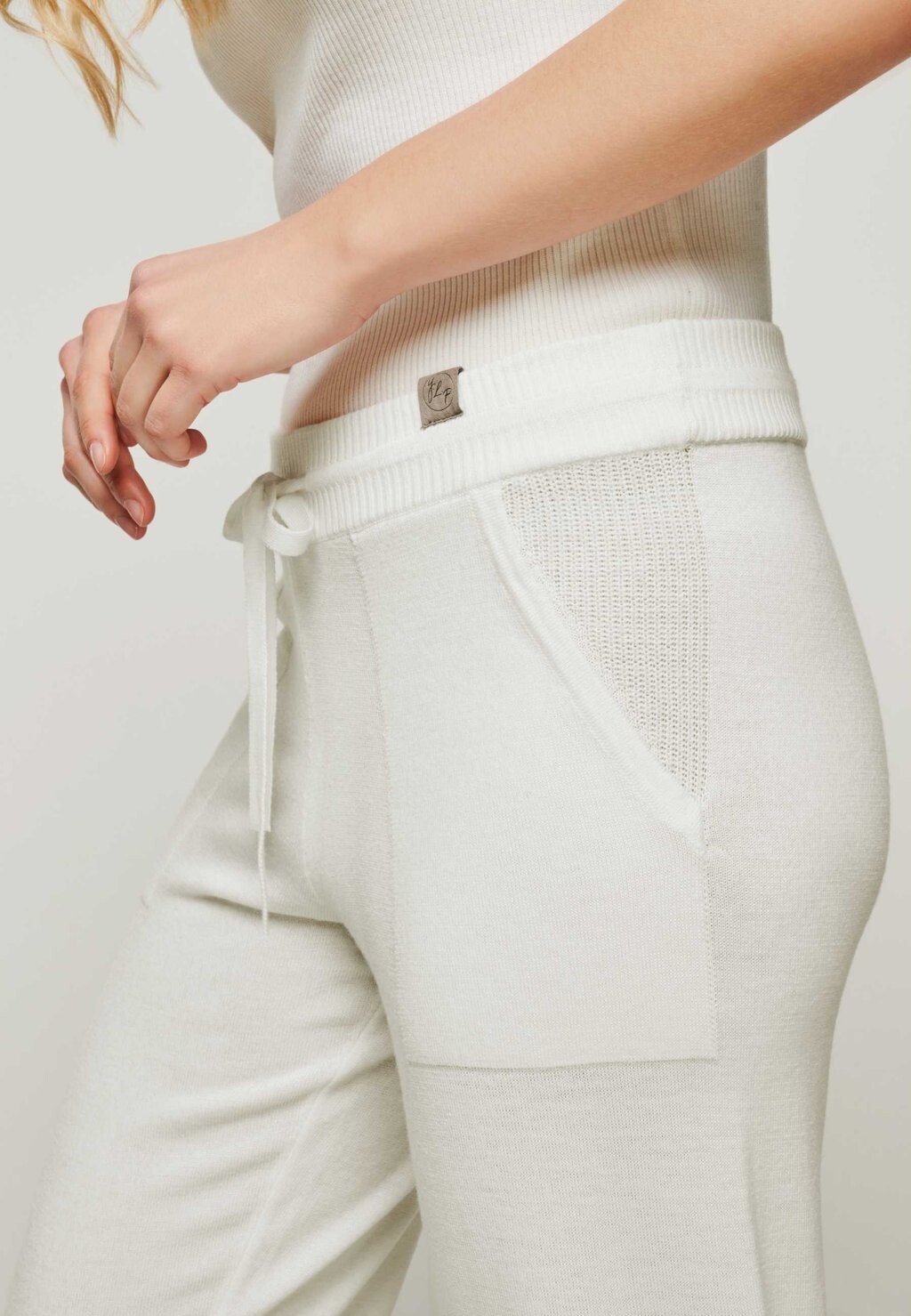 Пижамные штаны BELLA MERINO WOOL LOUNGEWEAR YOU LOOK PERFECT, молочный
Пижамные штаны BELLA MERINO WOOL LOUNGEWEAR YOU LOOK PERFECT, молочный