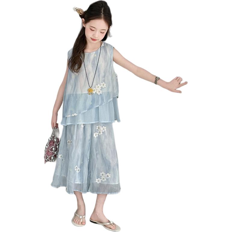 Детский двухкомпонентный комплект с юбкой и длинным рукавом PROTECTCAMEL, синий
Детский двухкомпонентный комплект с юбкой и длинным рукавом PROTECTCAMEL, синий