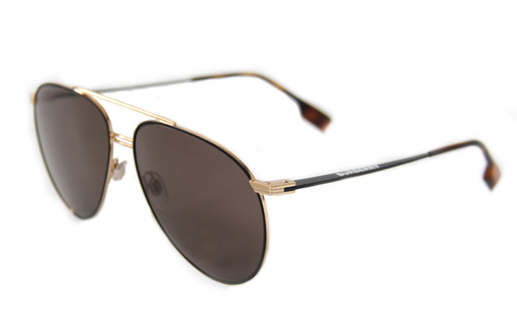 Солнцезащитные очки мужские коричневые Burberry
Солнцезащитные очки мужские коричневые Burberry