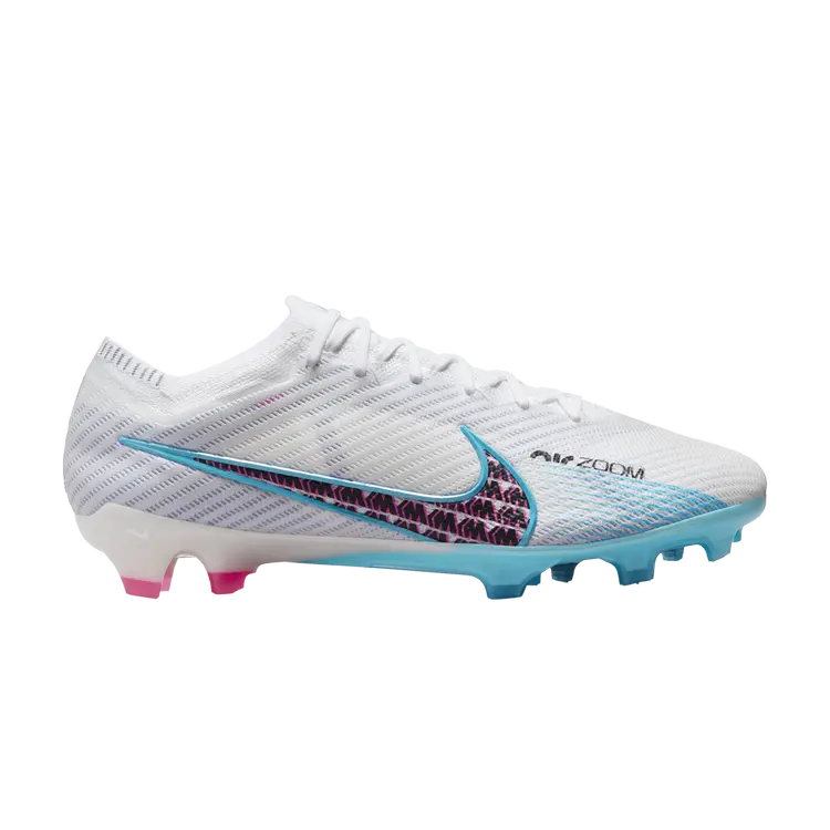 Кроссовки Nike Zoom Mercurial Vapor 15 Elite FG Pro ACC, белый
Кроссовки Nike Zoom Mercurial Vapor 15 Elite FG Pro ACC, белый