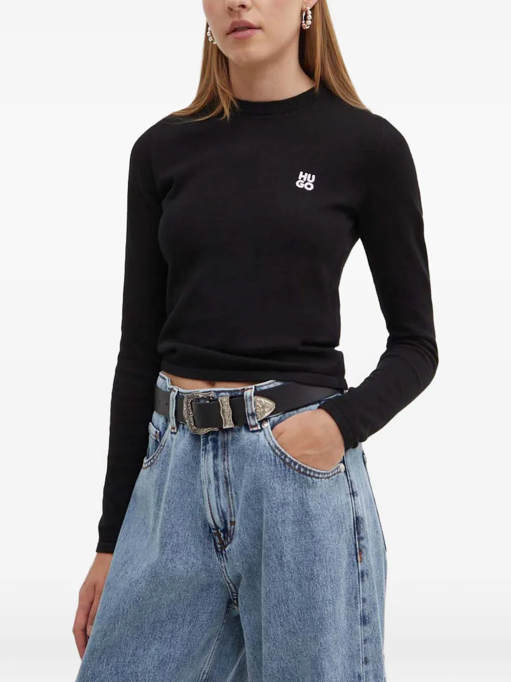Свитер с круглым вырезом и логотипом Hugo, черный
Свитер с круглым вырезом и логотипом Hugo, черный