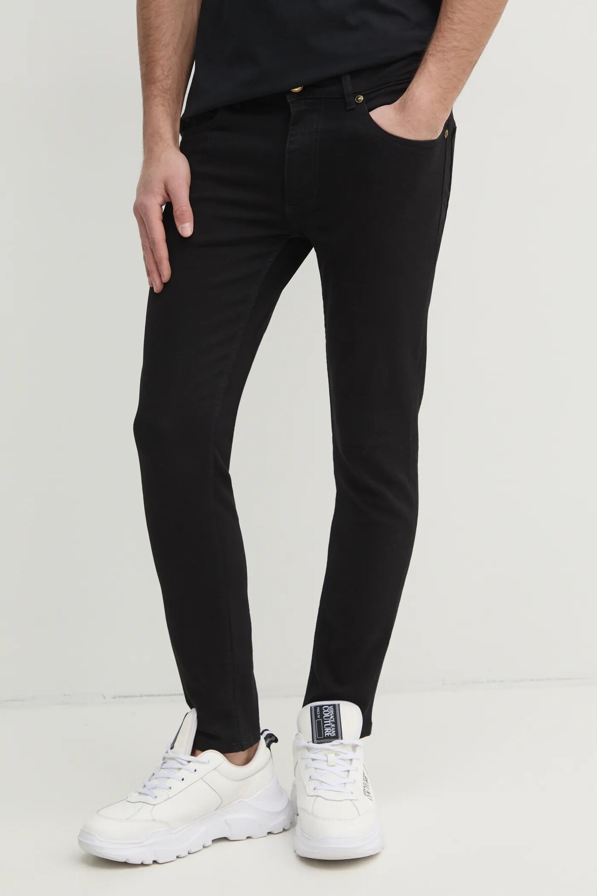 Джинсы Versace Jeans Couture, черный
Джинсы Versace Jeans Couture, черный