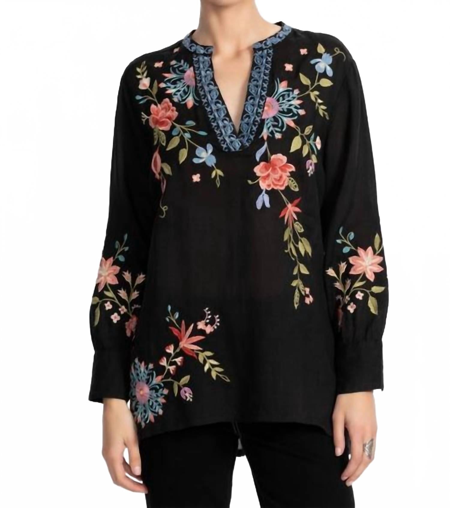 Kamiko Henley Voyager Туника в черном цвете Johnny Was
Kamiko Henley Voyager Туника в черном цвете Johnny Was