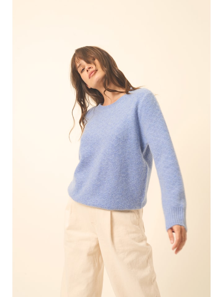 Just Cashmere Кашемировый свитер "Cetan" светло-голубого цвета
Just Cashmere Кашемировый свитер "Cetan" светло-голубого цвета