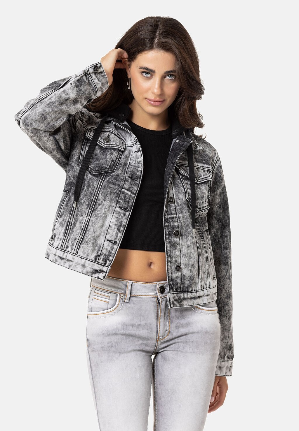 Джинсовая куртка Cipo & Baxx, черный
Джинсовая куртка Cipo & Baxx, черный