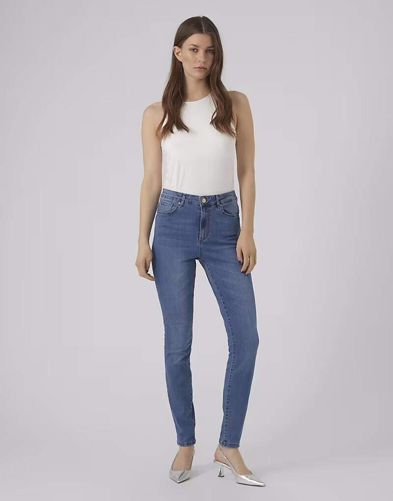Джинсы Vero Moda Skinny fit из средне-синего денима
Джинсы Vero Moda Skinny fit из средне-синего денима