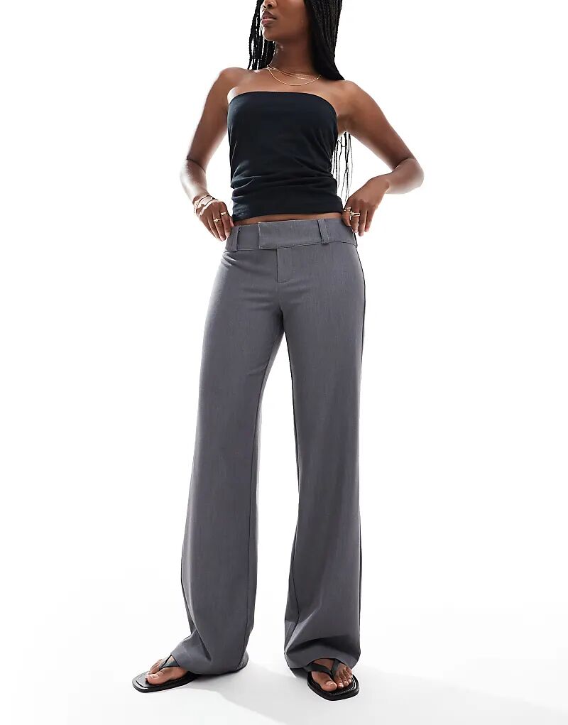 Брюки от Cotton On Luis в цвете «серый вереск» Cotton On
Брюки от Cotton On Luis в цвете «серый вереск» Cotton On