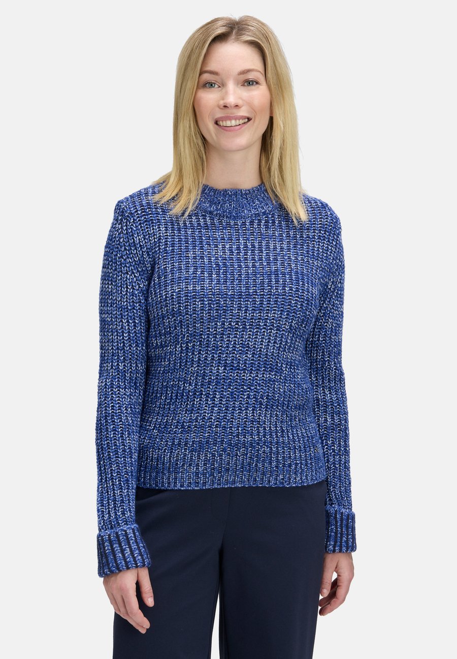 Джемпер Betty & Co MIT STRUKTUR, Blue Light Blue/Blue
Джемпер Betty & Co MIT STRUKTUR, Blue Light Blue/Blue