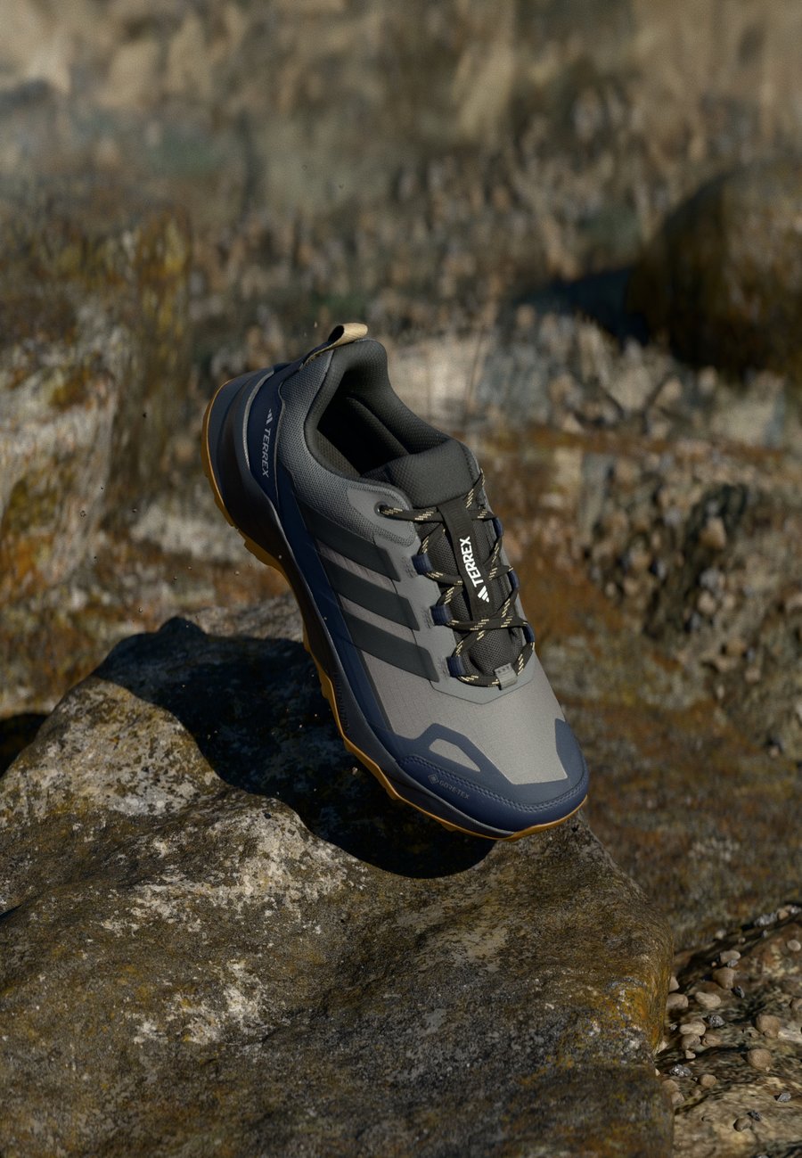 Кроссовки Adidas Terrex SKYCHASER AX5 GORE TEX, Grey Four/Carbon/Shadow Navy/Grey
Кроссовки Adidas Terrex SKYCHASER AX5 GORE TEX, Grey Four/Carbon/Shadow Navy/Grey