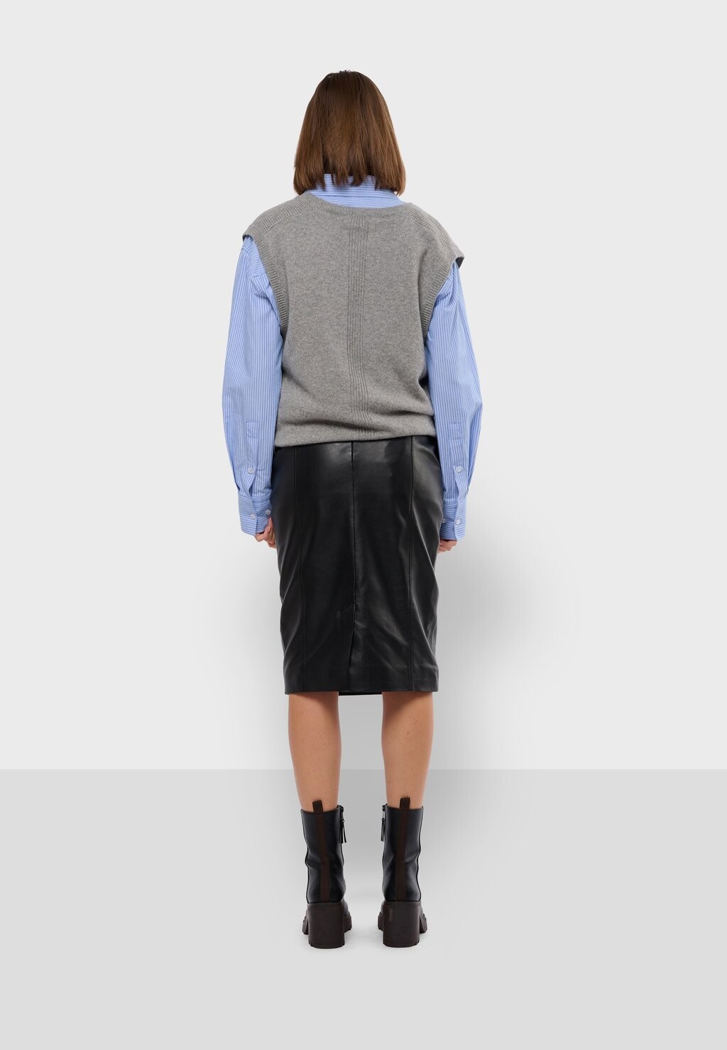 Юбка-карандаш NEXT Oakwood, черный
Юбка-карандаш NEXT Oakwood, черный