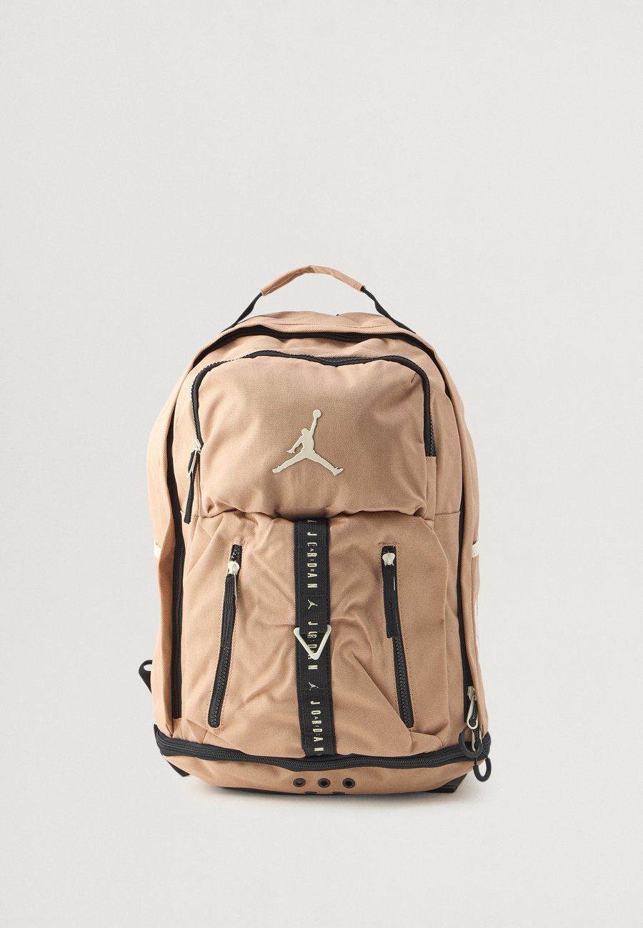Рюкзак Jordan JAN SPORT BACKPACK, Legend Brown/Brown
Рюкзак Jordan JAN SPORT BACKPACK, Legend Brown/Brown