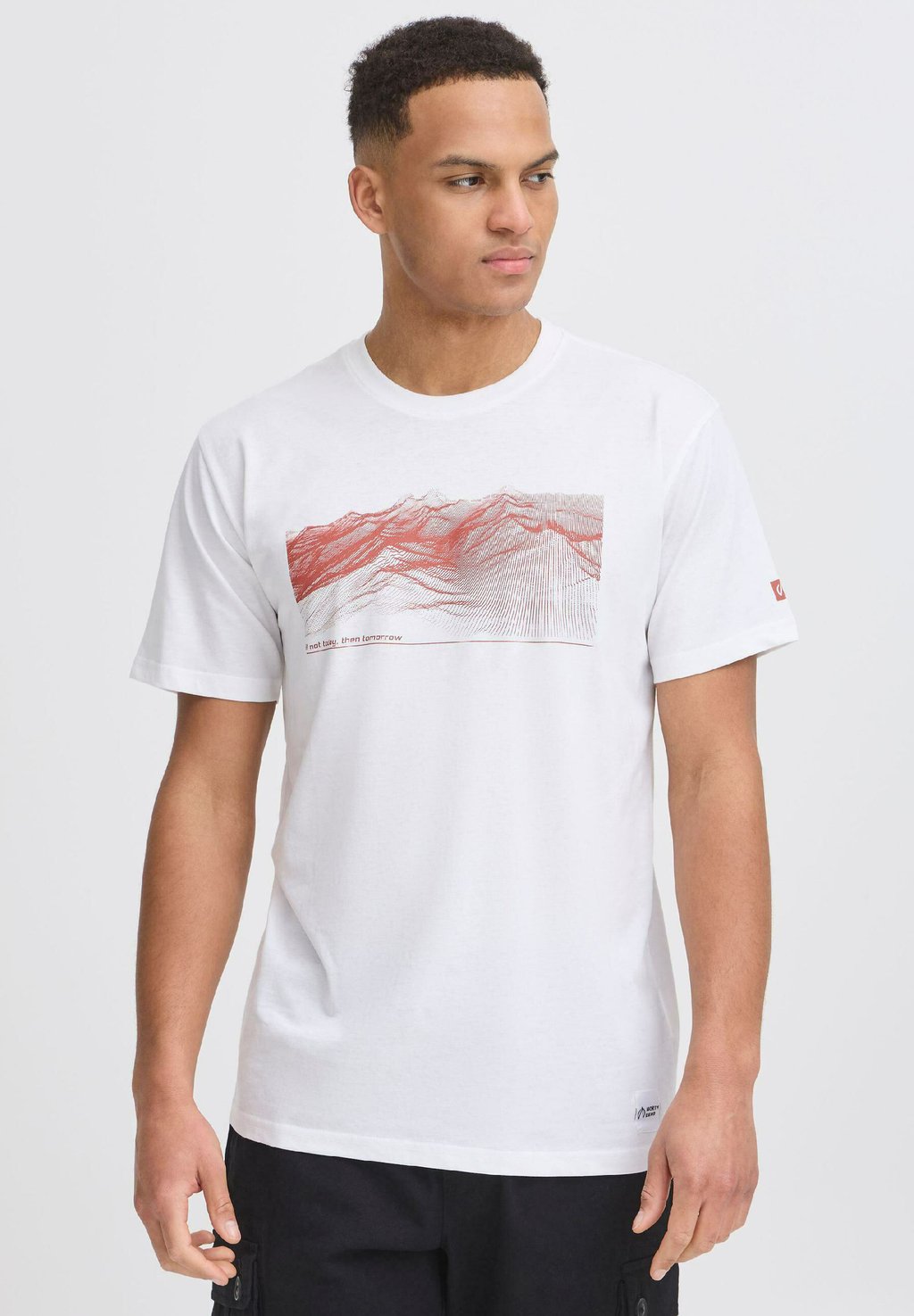 Футболка с принтом NBCarsten North Bend, белый
Футболка с принтом NBCarsten North Bend, белый