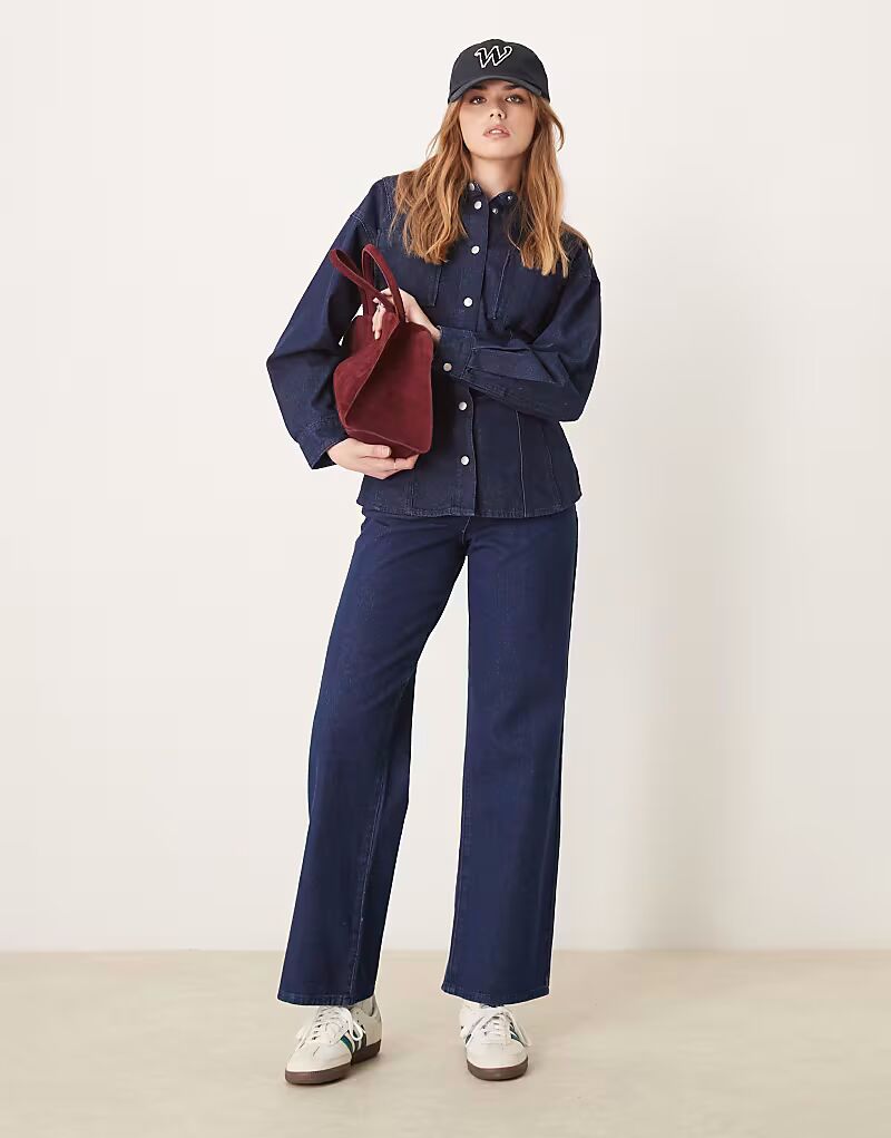 Джинсовая рубашка Vila с заниженной талией, темно-синяя джинсовая ткань
Джинсовая рубашка Vila с заниженной талией, темно-синяя джинсовая ткань