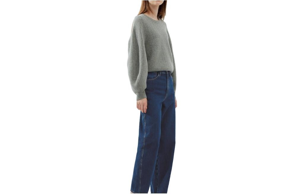 Джинсы женские серии U FW23, цвет морской волны Uniqlo
Джинсы женские серии U FW23, цвет морской волны Uniqlo