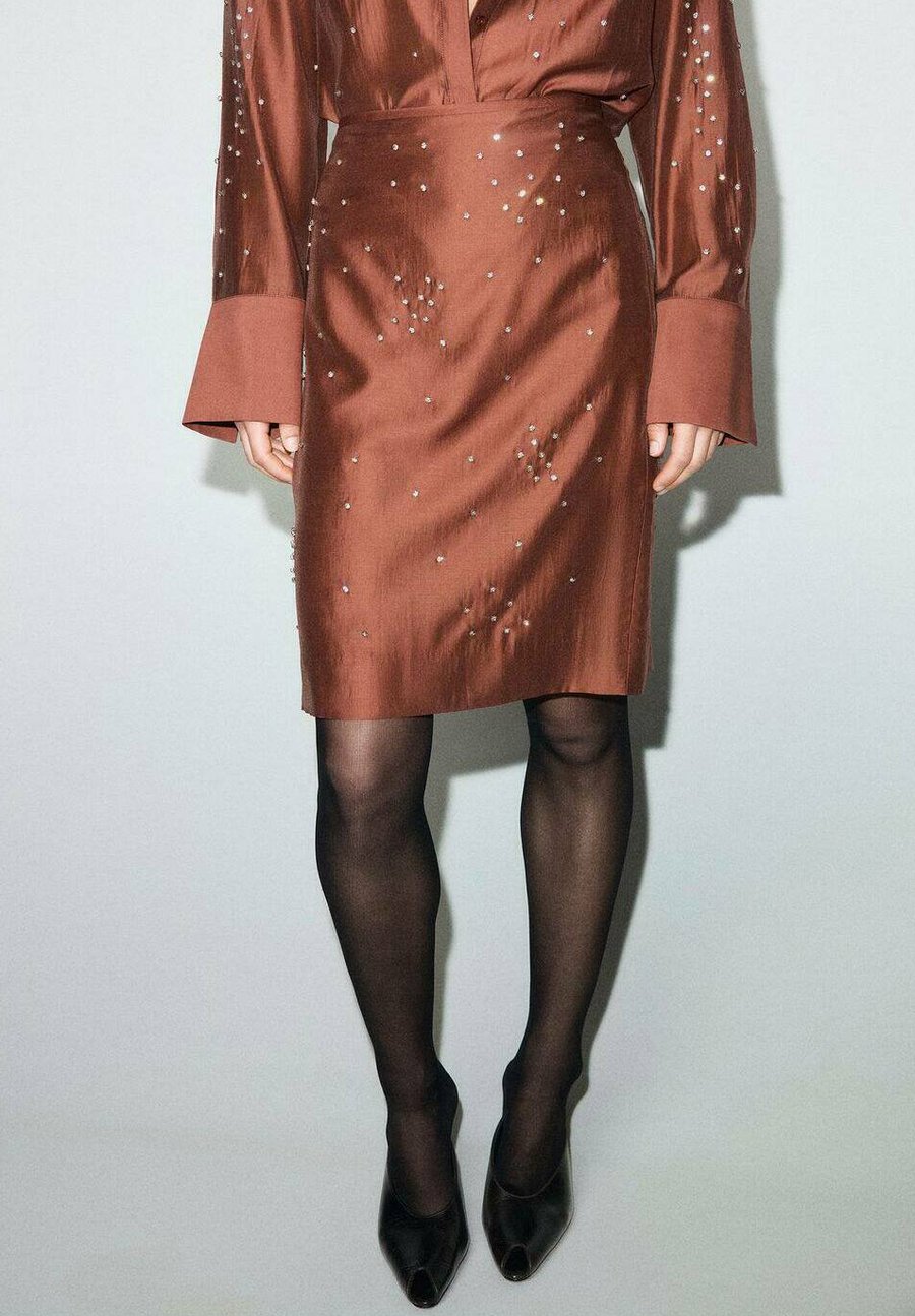 Юбка Mango Mini skirt, Orange
Юбка Mango Mini skirt, Orange