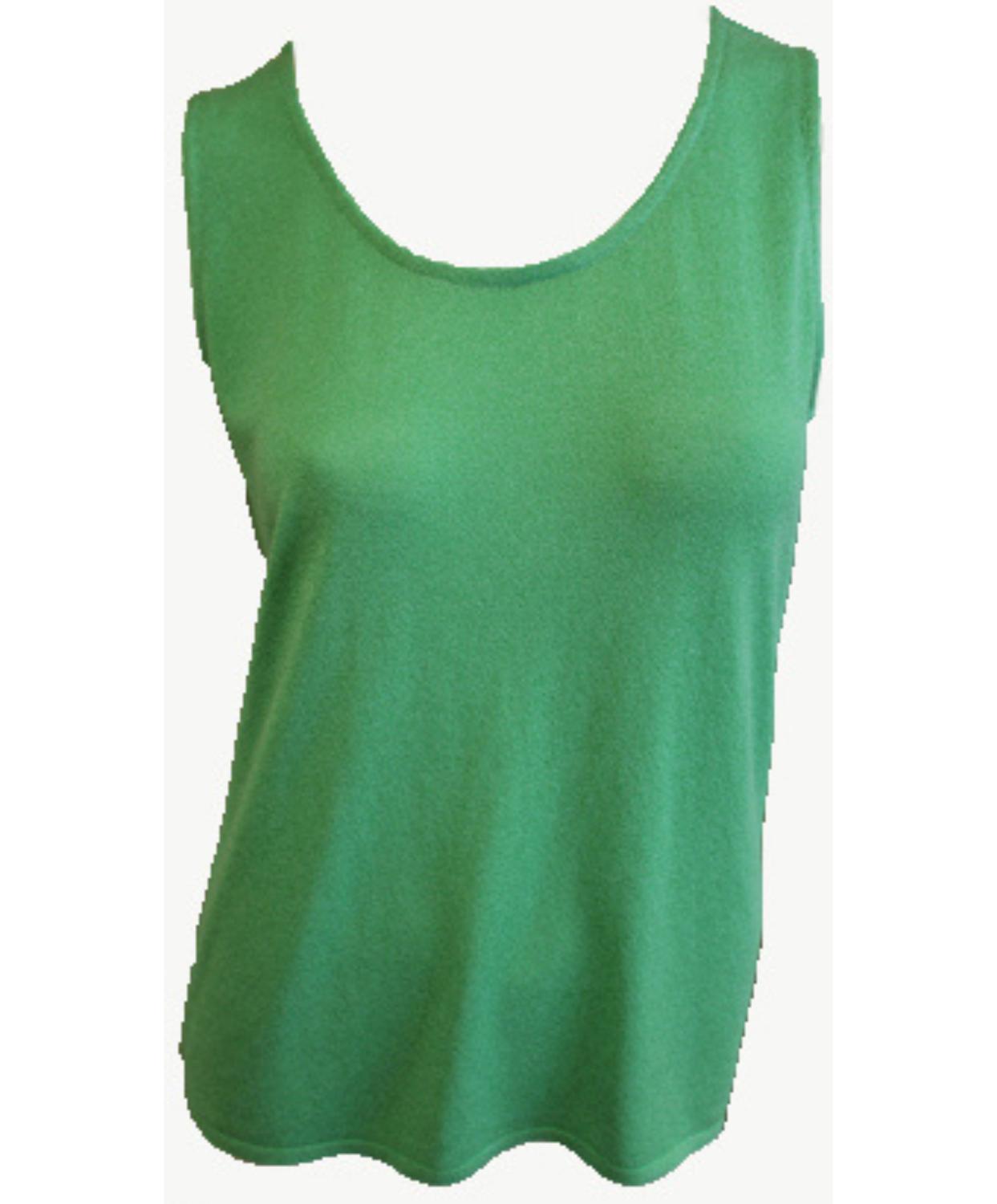 Майка-топ зеленого цвета, подходящая для бюстгальтера Angel Apparel
Майка-топ зеленого цвета, подходящая для бюстгальтера Angel Apparel