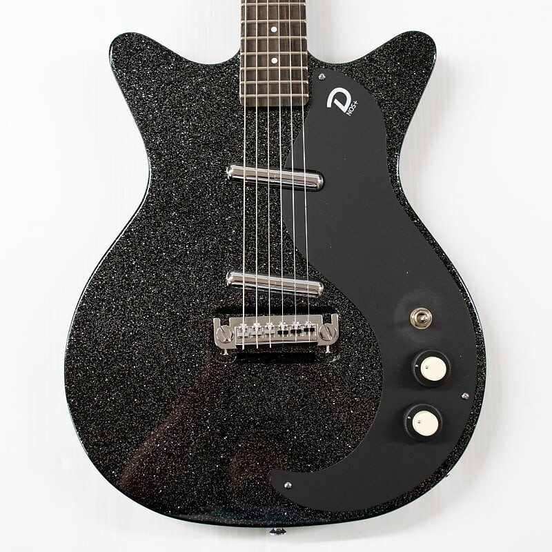 Электрогитара Danelectro Blackout 59 Electric Guitar - Black Metal Flake
Электрогитара Danelectro Blackout 59 Electric Guitar - Black Metal Flake