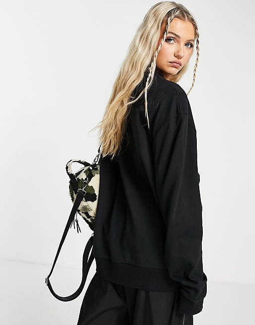 Черный свитшот унисекс с логотипом COLLUSION 
Черный свитшот унисекс с логотипом COLLUSION