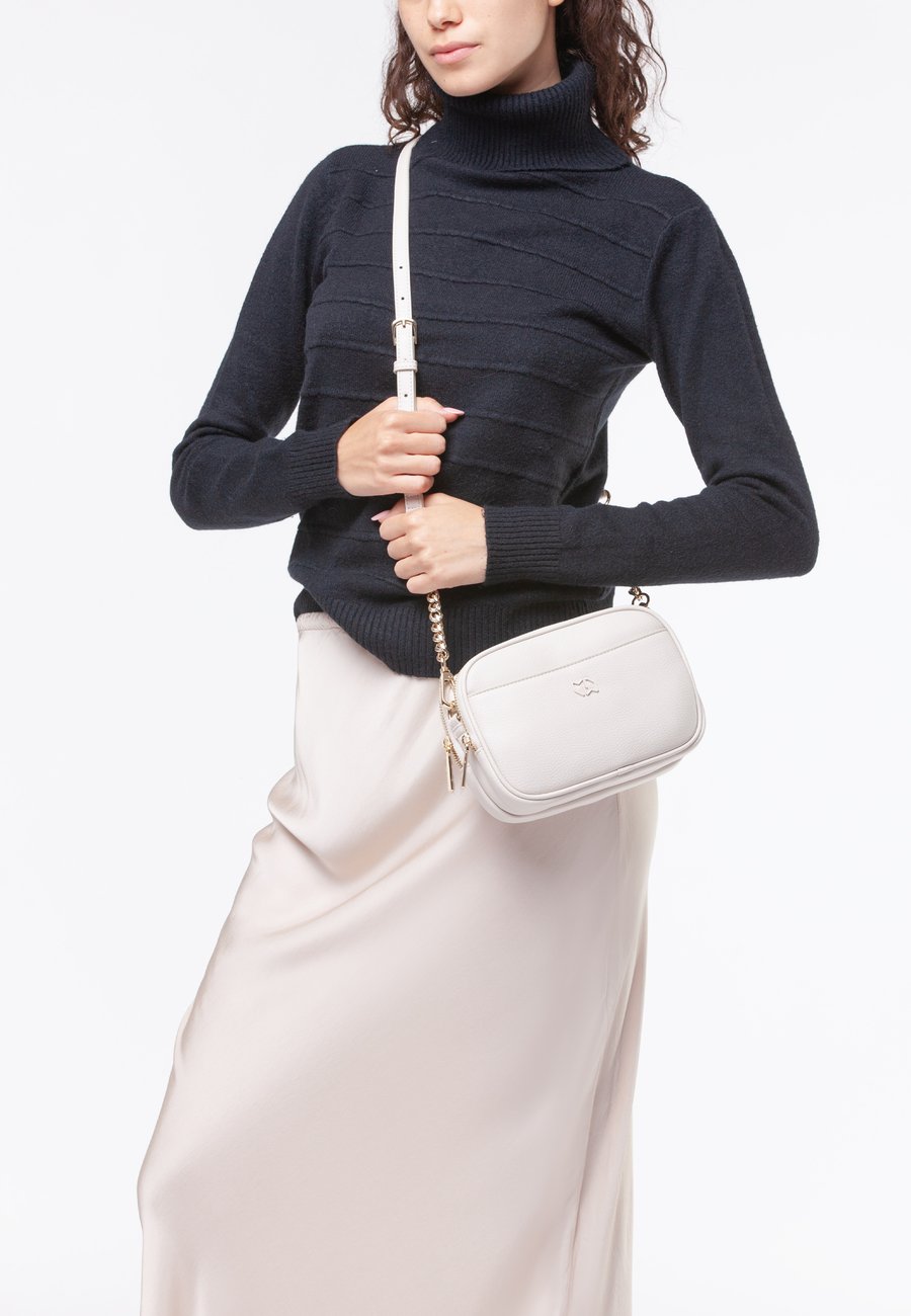 Сумка кросс-боди Miriade Cross body bag, Ecru/Beige
Сумка кросс-боди Miriade Cross body bag, Ecru/Beige